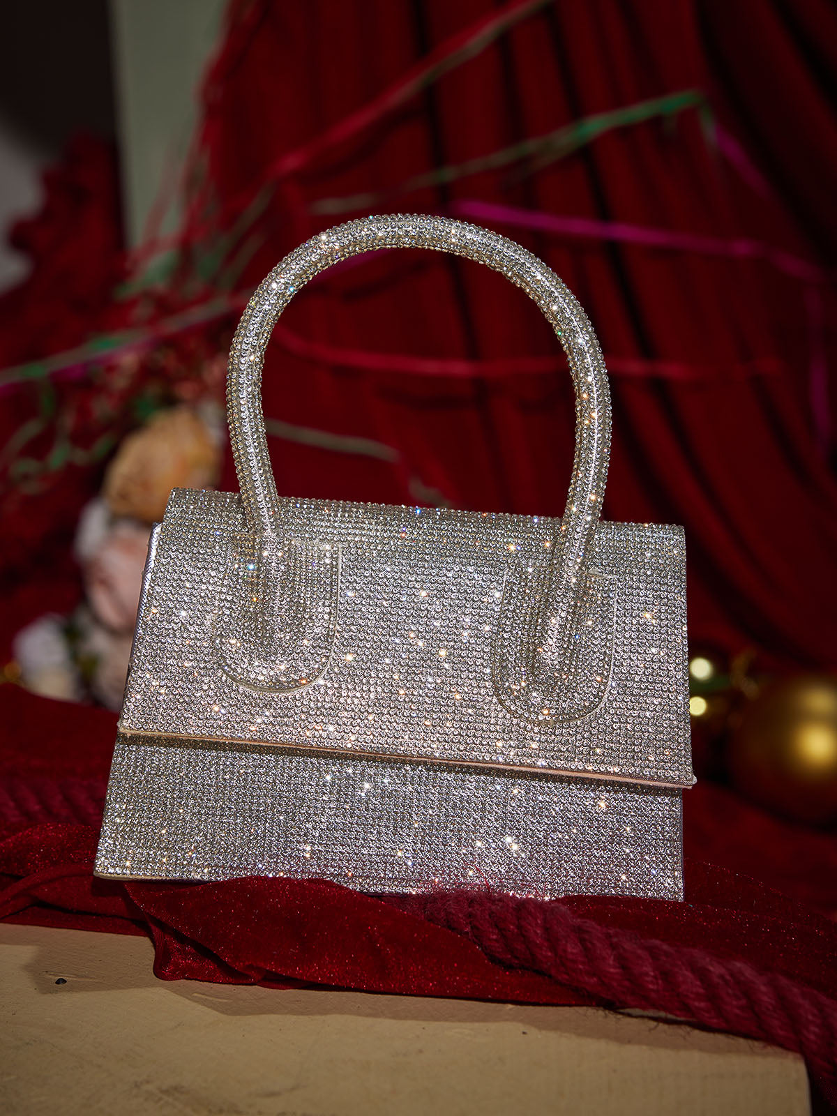 c75c1ab974a20e49184c499c80ada7bf.jpeg Fashionslee Women Adonia Crystal Clutch In Silver