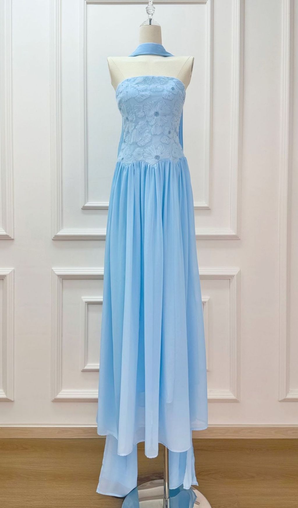 Fashionslee Women Kenley Blue Strapless Flower Maxi Dress