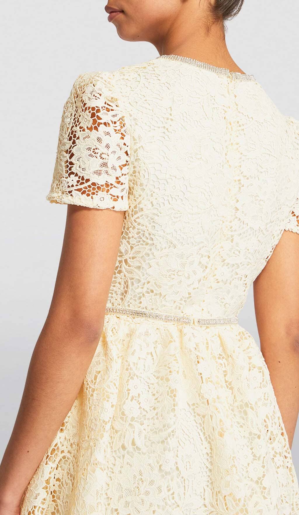 caaabb7401c4d085522d45af9303969c.jpeg Fashionslee Women Lace Bow Mini Dress In White