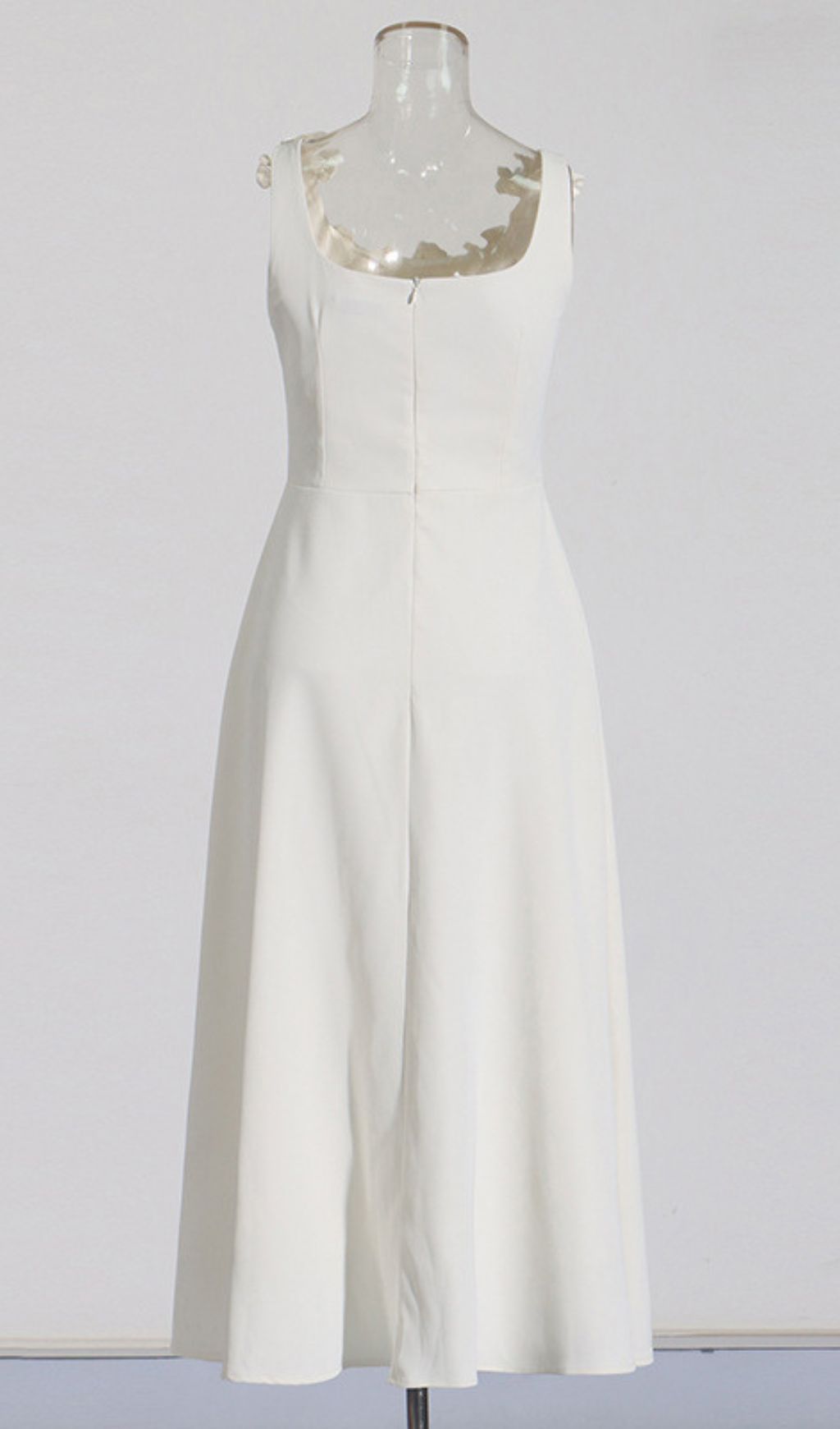 cb1d1729950d10adeb65efd33df75800.jpg Fashionslee Women Janan White Flower Midi Dress