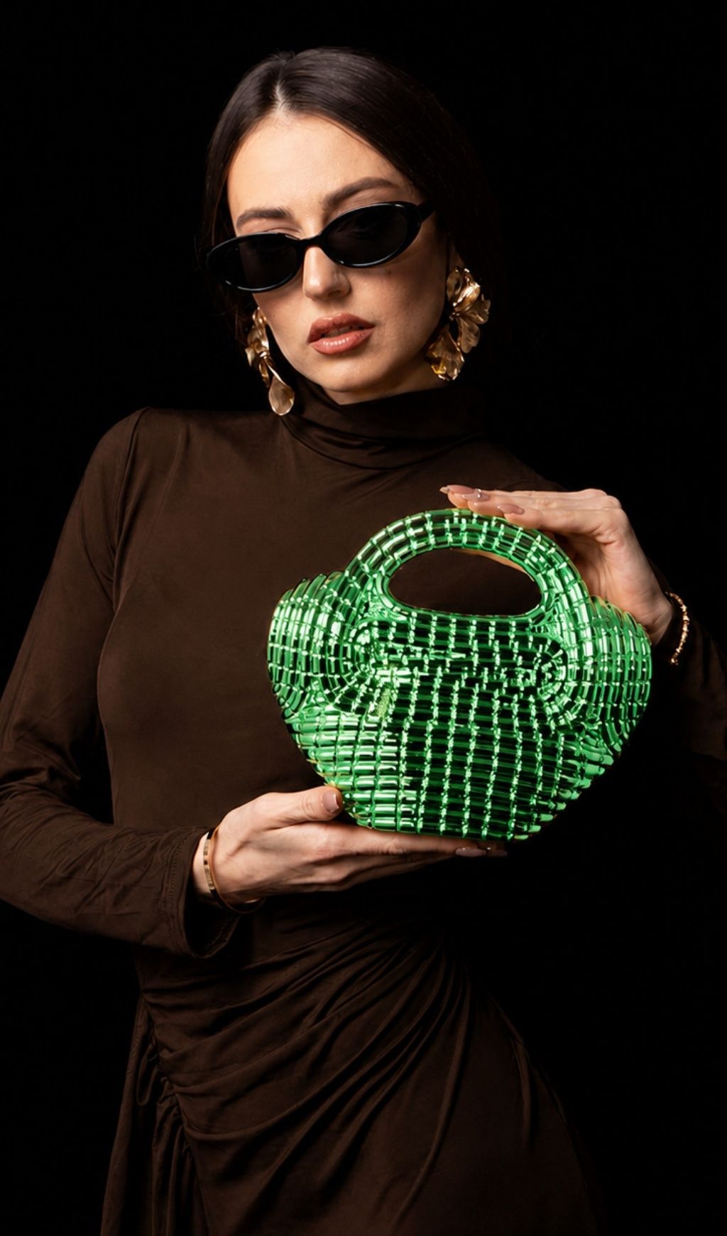 Fashionslee Women Raxelyn Green Sculpted Grid Bag