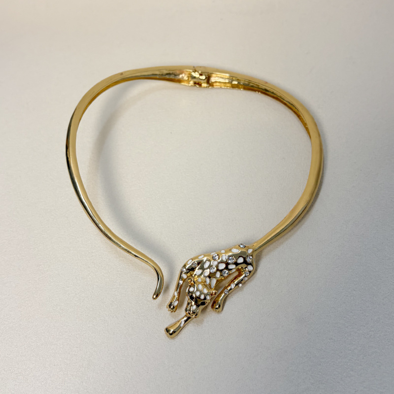 Fashionslee Women Katharina Leopard Necklace