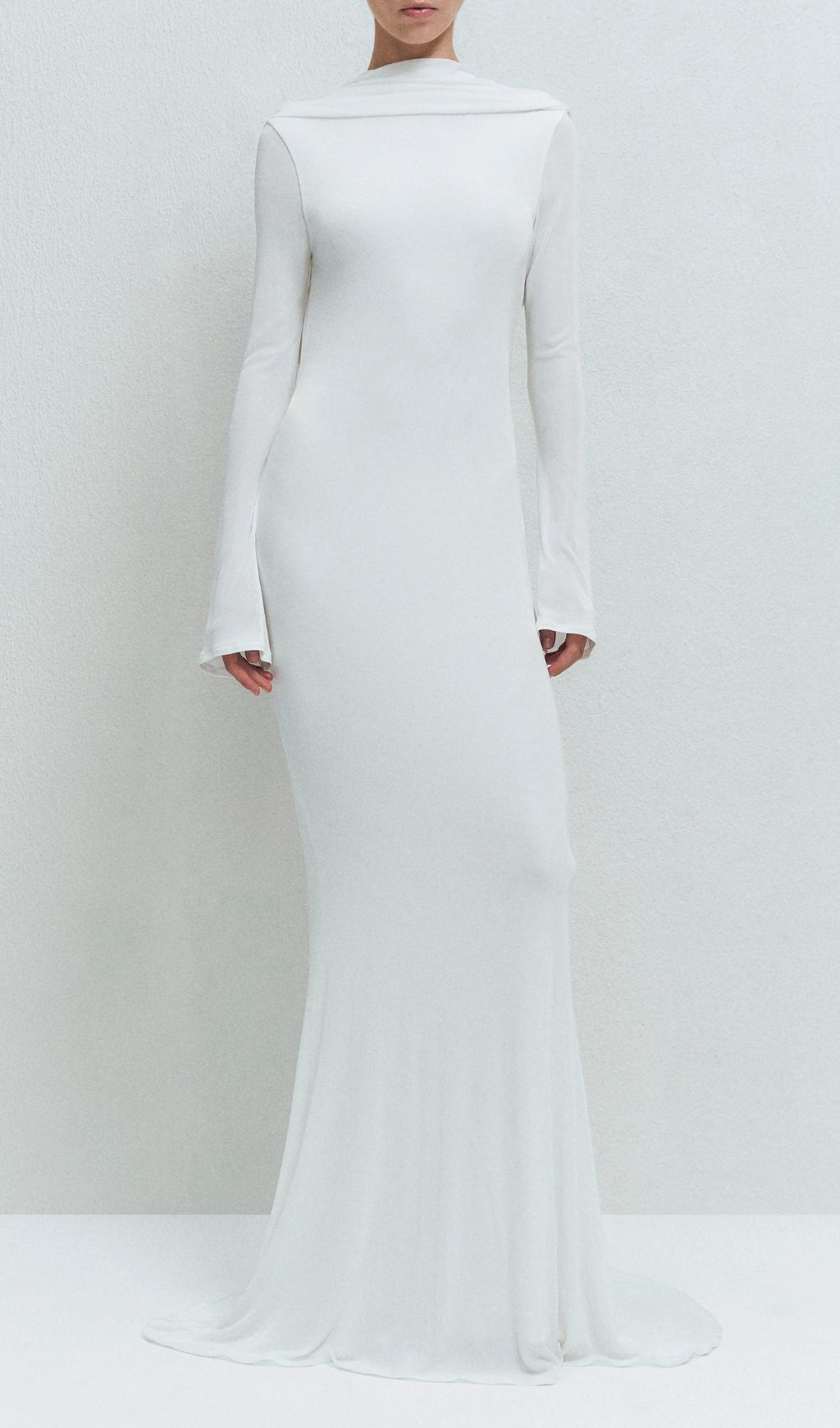 Fashionslee Women Joachim White Backless Long Sleeve Maxi Dress