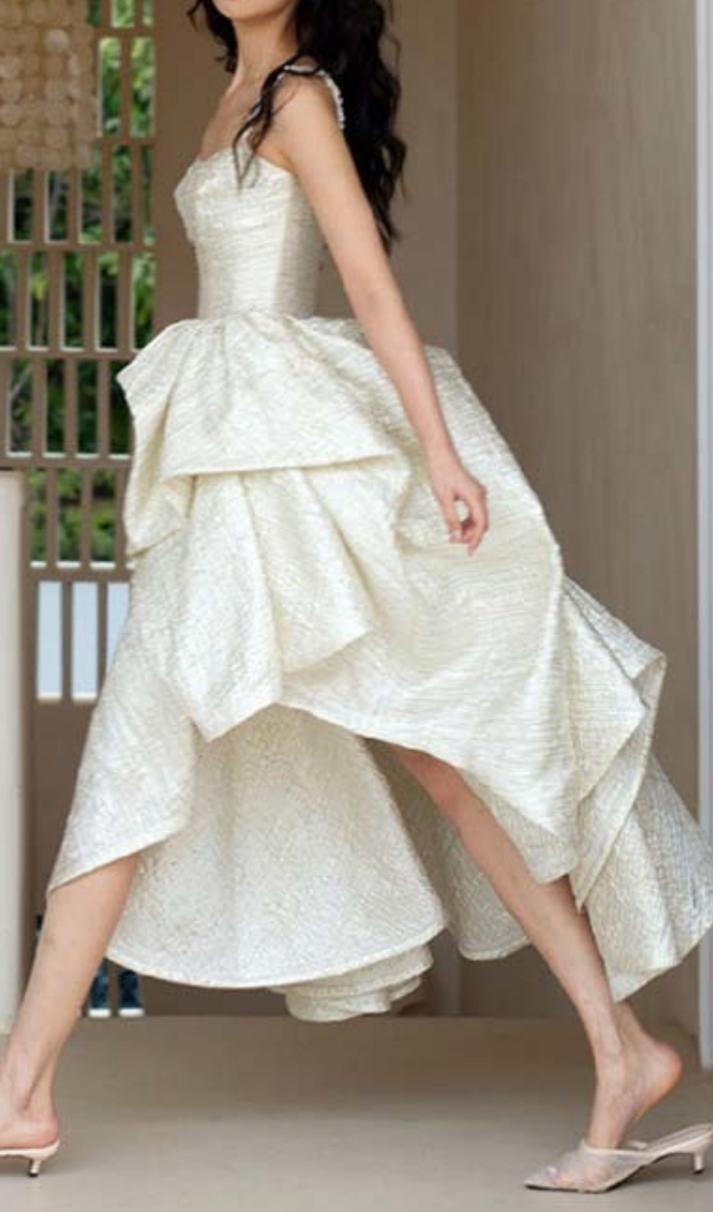 ccdf56cdf83fe49b24c1ad6926bebe21.jpg Fashionslee Women Fumitaka Strappy Pleated Midi Dress