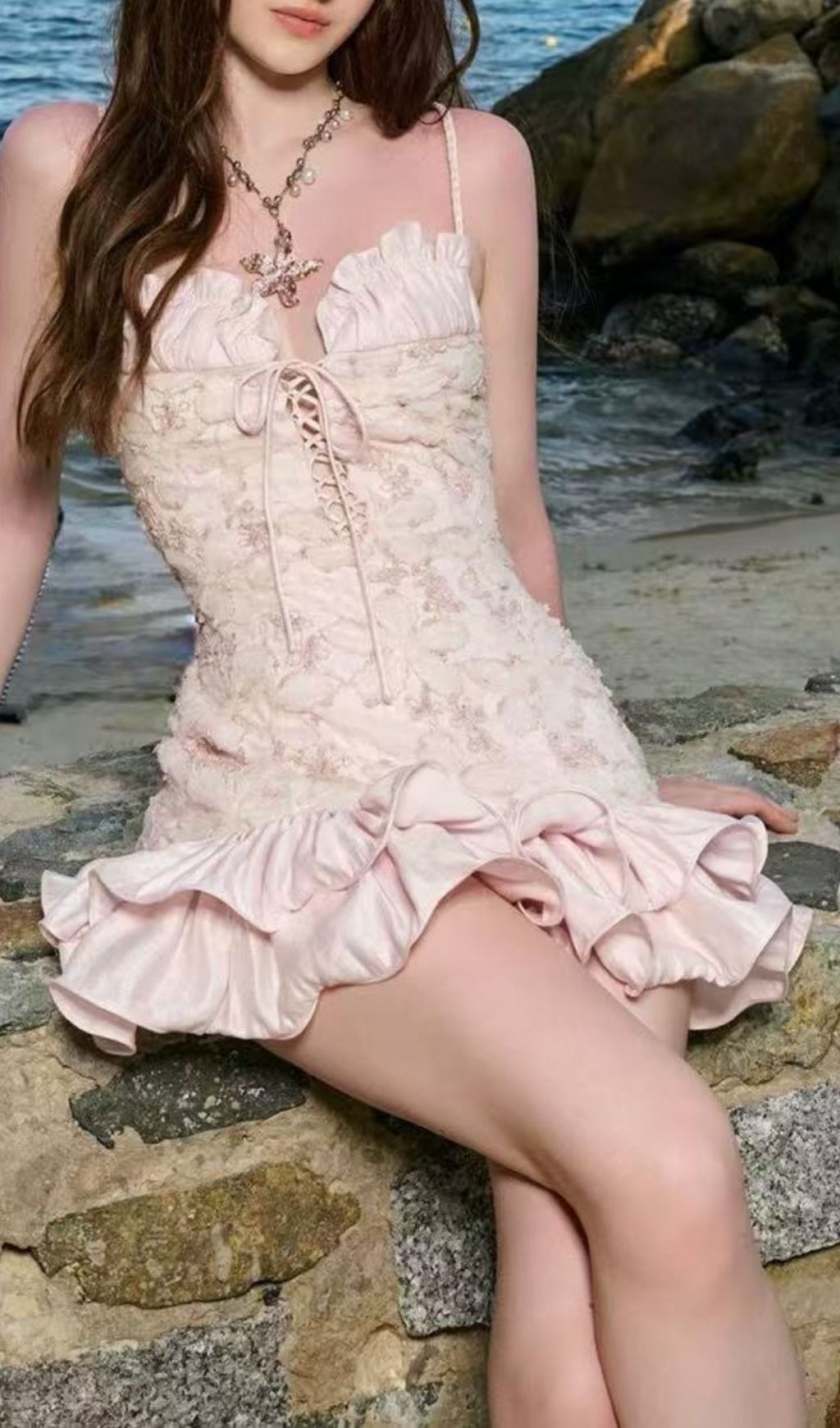 cd72ad5cd23bdb273aeec76f7ea3ee38.jpg Fashionslee Women Kåre Pink Flower Sequin Mini Dress
