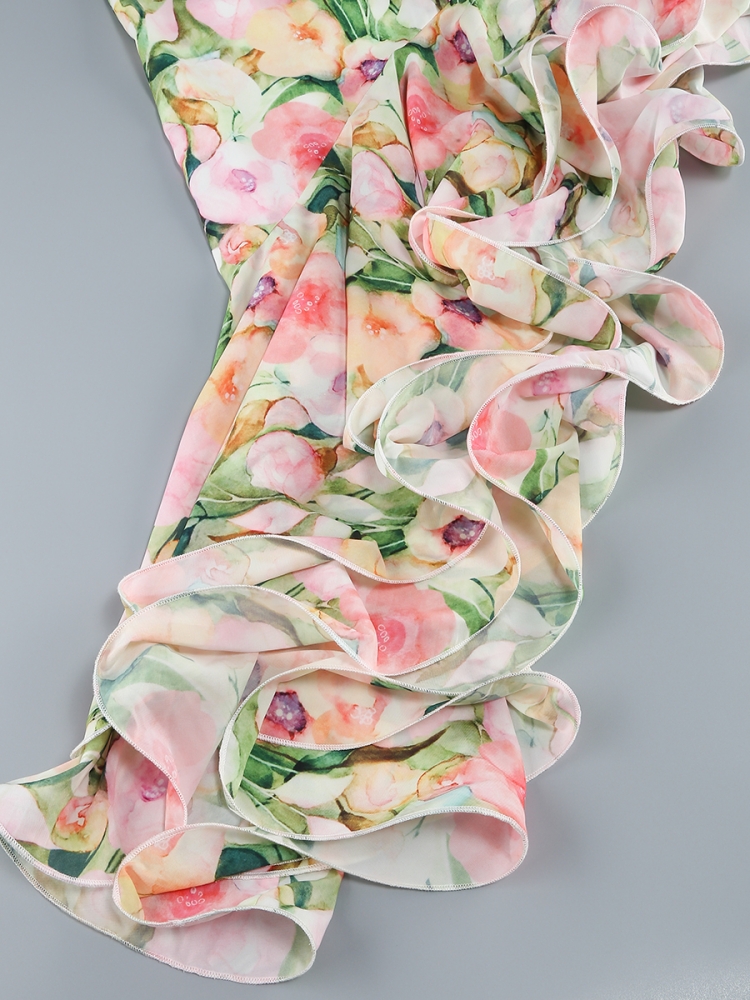 ce7e71aaf2a0a0491a9c3c75b2dc140e.jpg Fashionslee Women Brinsley Halter Floral Ruffle Maxi Dress