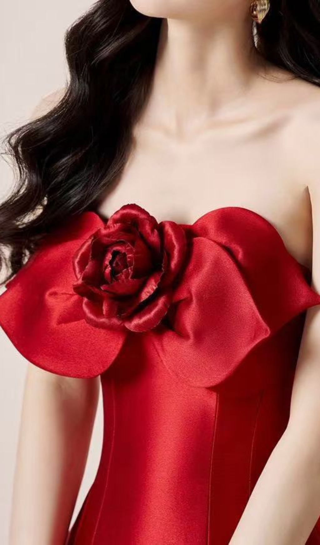 cf69749ad7ea6ac66a584cb243143d60.jpg Fashionslee Women Chameli Strapless Flower Midi Dress
