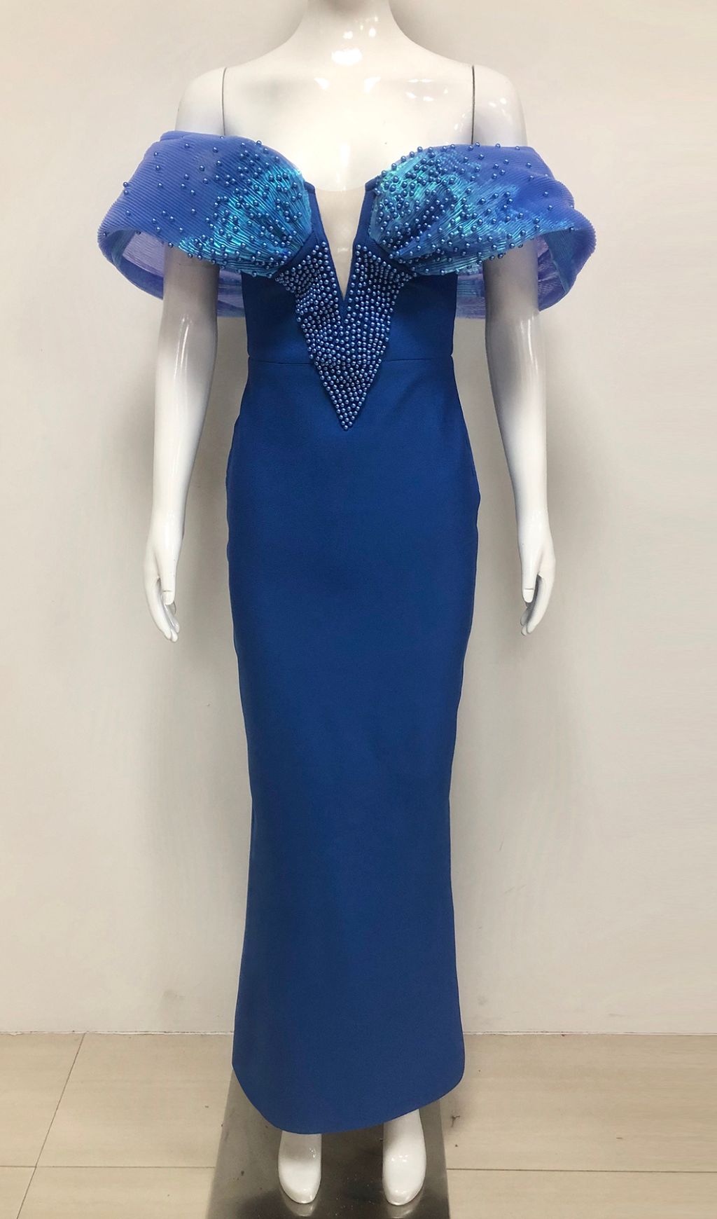 cffaf944e1719681357ca09ba30f0344.jpg Fashionslee Women Emani Blue Off-Shoulder Maxi Bandage Dress