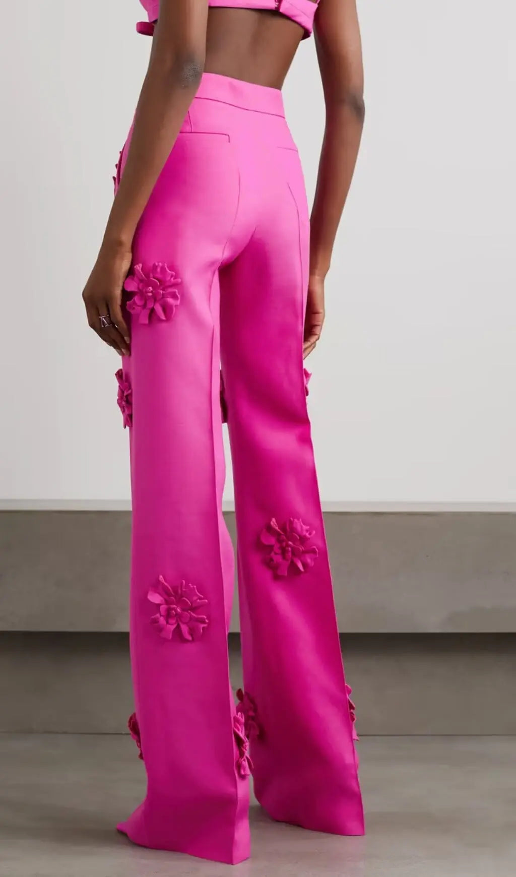 d00f425e5edbb7318e7f3ab930d7cc4e.jpeg Fashionslee Women Acedia Pink Stereo Flower Mid-Rise Pants