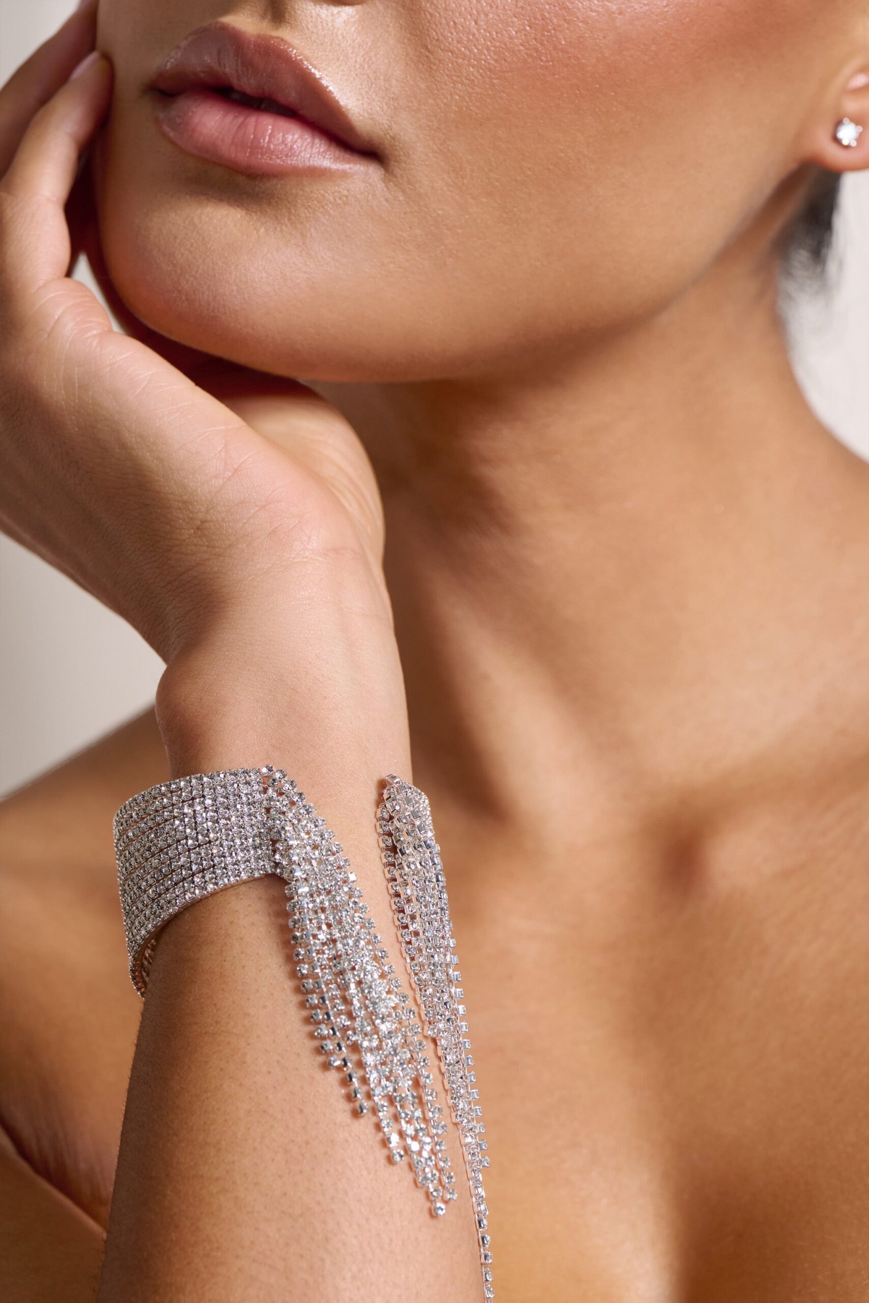 Fashionslee Women Silver Diamante Tassel Cuff Bracelet