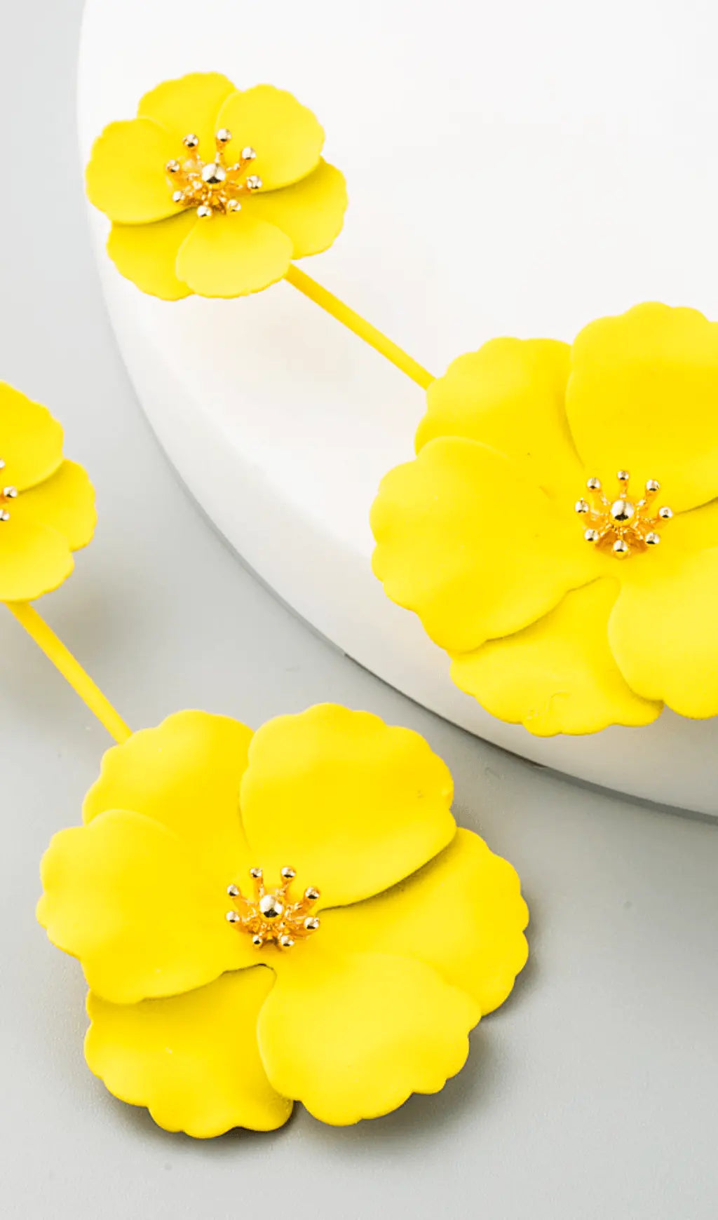 d10a62fac2487a26a38341f3ff9b5449.jpeg Fashionslee Women Bohemian Alloy Flower Long Earrings