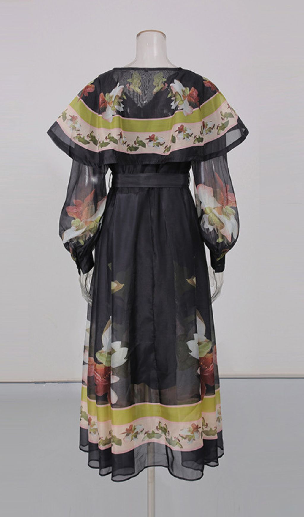 d29acd4e409196f70926243bc99eaa27.jpg Fashionslee Women Ivi Black Printed Long Sleeve Midi Dress