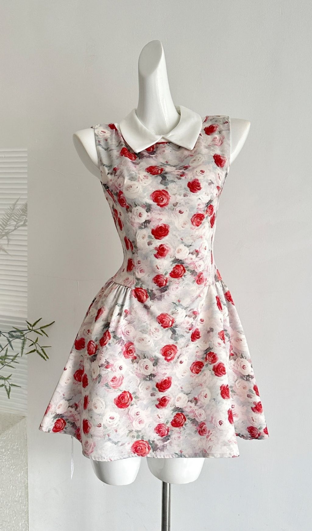 VINTAGE FLORAL SLEEVELESS MINI DRESS - OWNCI VINTAGE FLORAL SLEEVELESS MINI DRESS - OWNCI