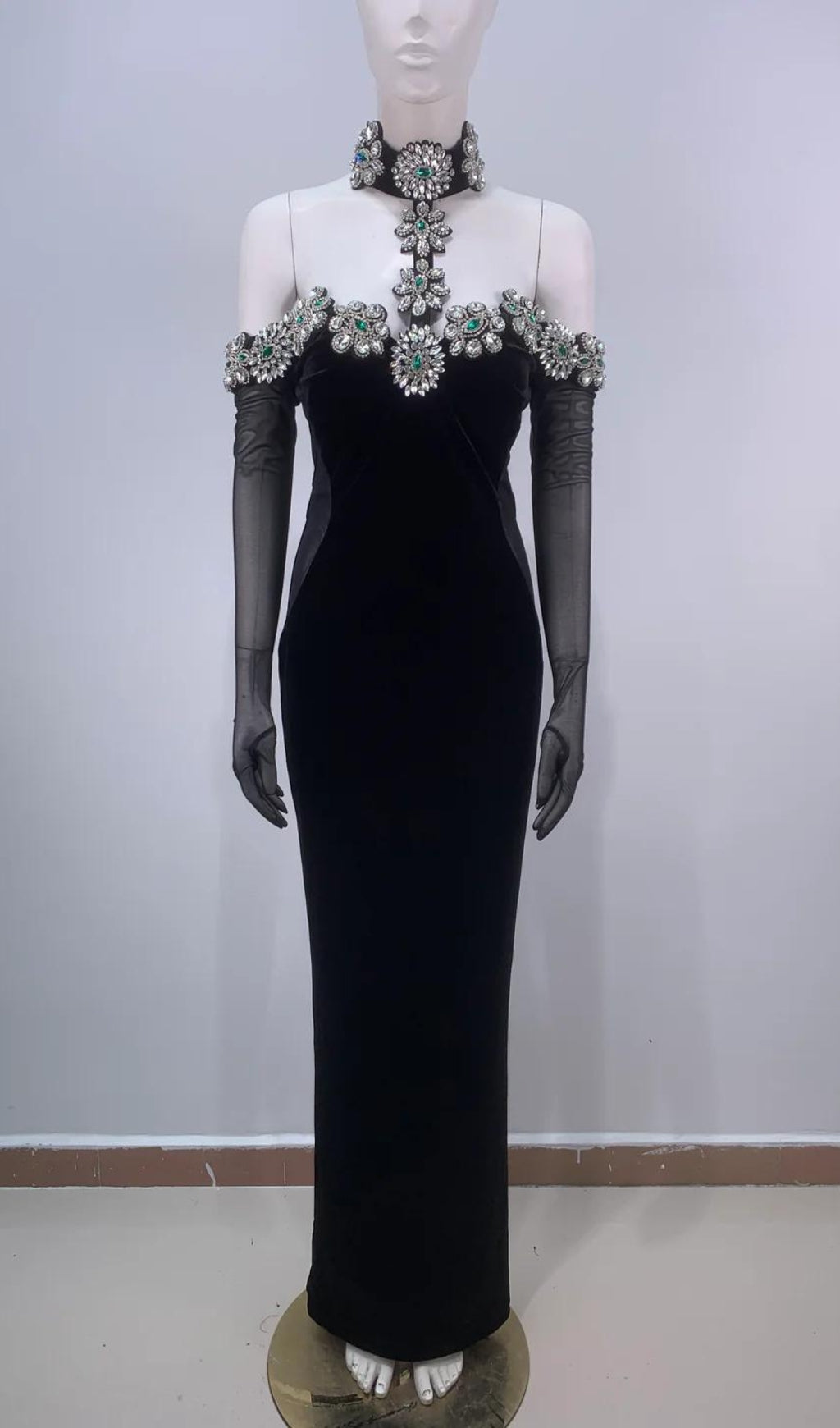d3669594478fadb13c945db24346cb79.jpeg Fashionslee Women Banu Crystal Halter Maxi Bandage Dress