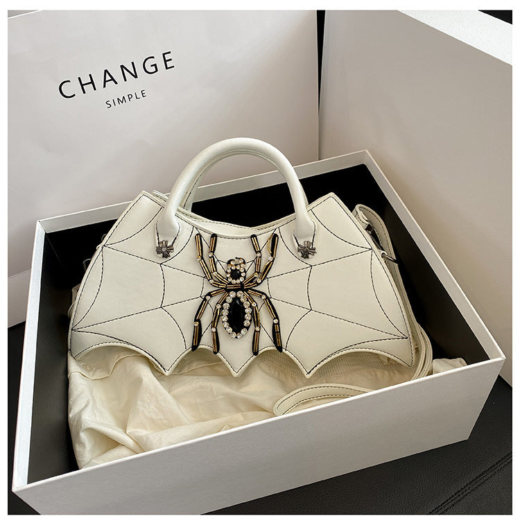 d3c6105c9c901bbed322a2a9e32f9e58.jpeg Fashionslee Women Cobweb Crystal Clutch
