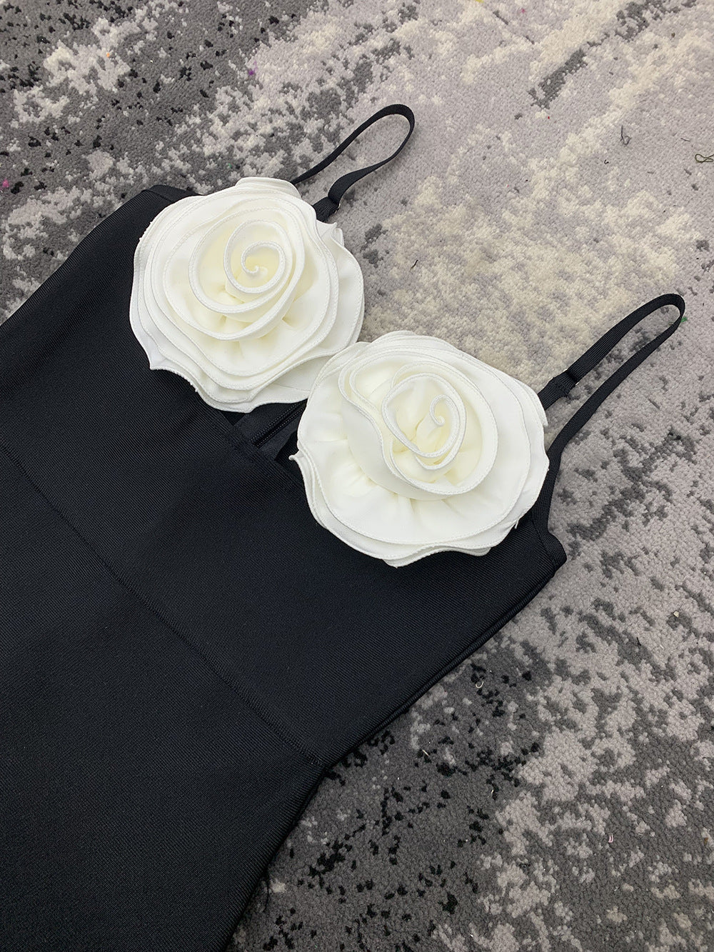 TRENDING WHITE 3D FLOWER BACKLESS MAXI DRESS - OWNCI TRENDING WHITE 3D FLOWER BACKLESS MAXI DRESS - OWNCI