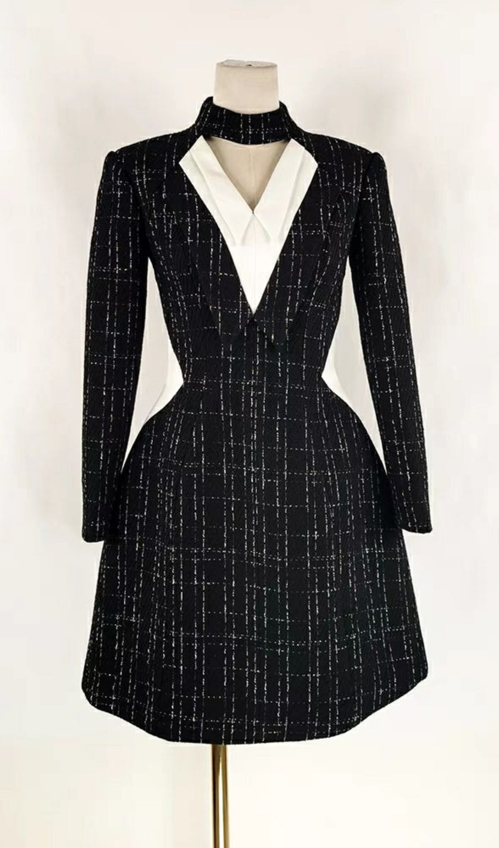 d59240fa7c342651e7923dbaddf0edff.jpeg Fashionslee Women Halter V-Neck A-Line Jacket Dress In Black