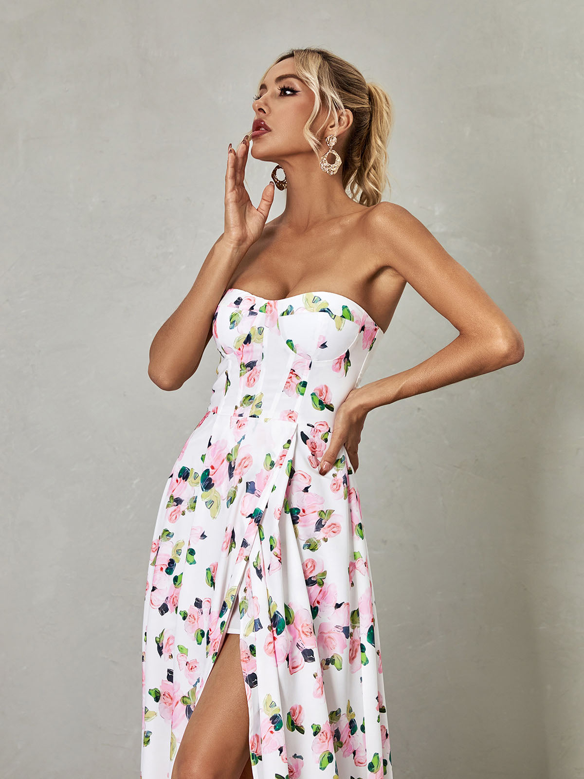 d6c4c829dee6d6b4e03cb2db344be768.jpeg Fashionslee Women Strapless Floral Split Maxi Dress