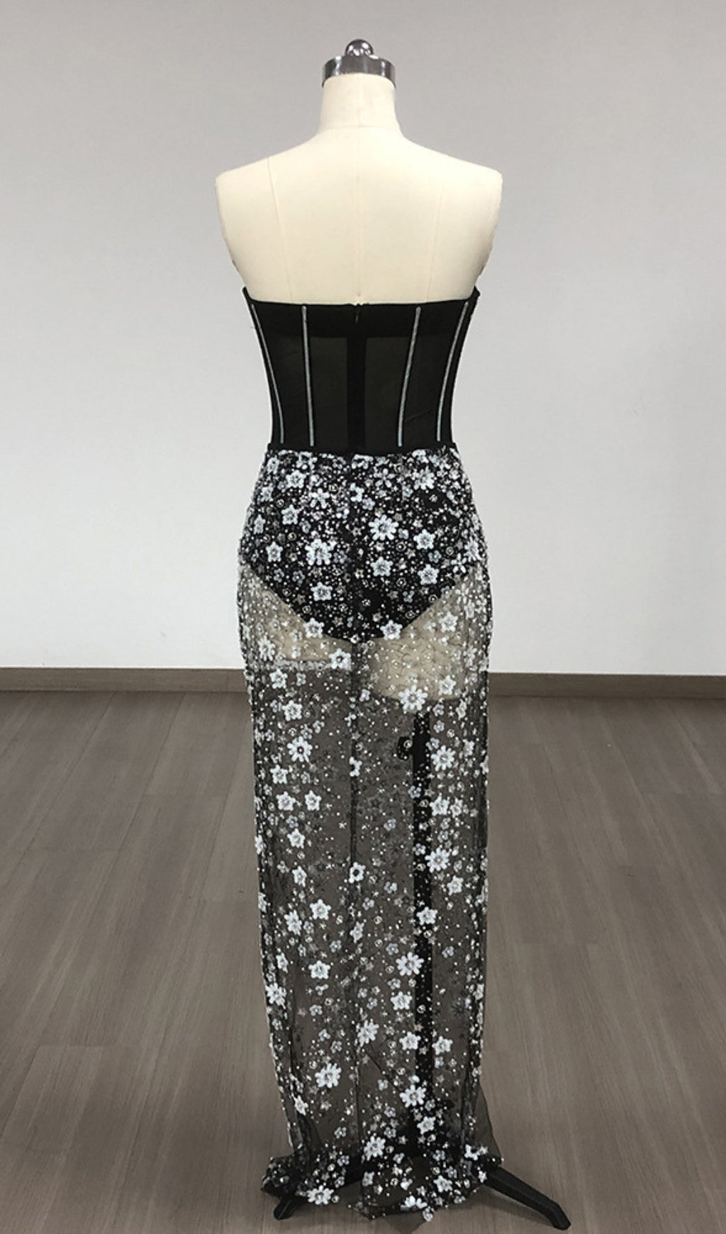 d74c2ddcd1313130d1539a0376f5ef06.jpeg Fashionslee Women Aubriella Sequin Flower Skirt Set