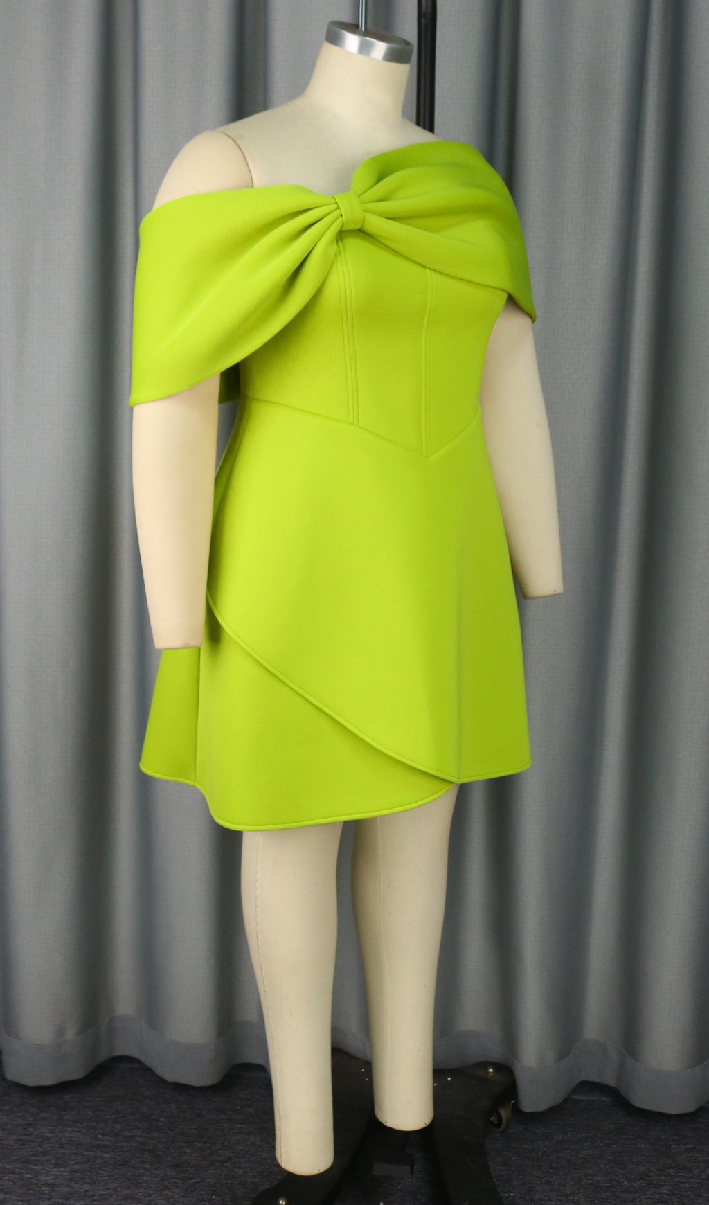 d7be351ec33cf84d3c4e2c07726b4c37.jpg Fashionslee Women Batya Green Bow Corset Mini Dress