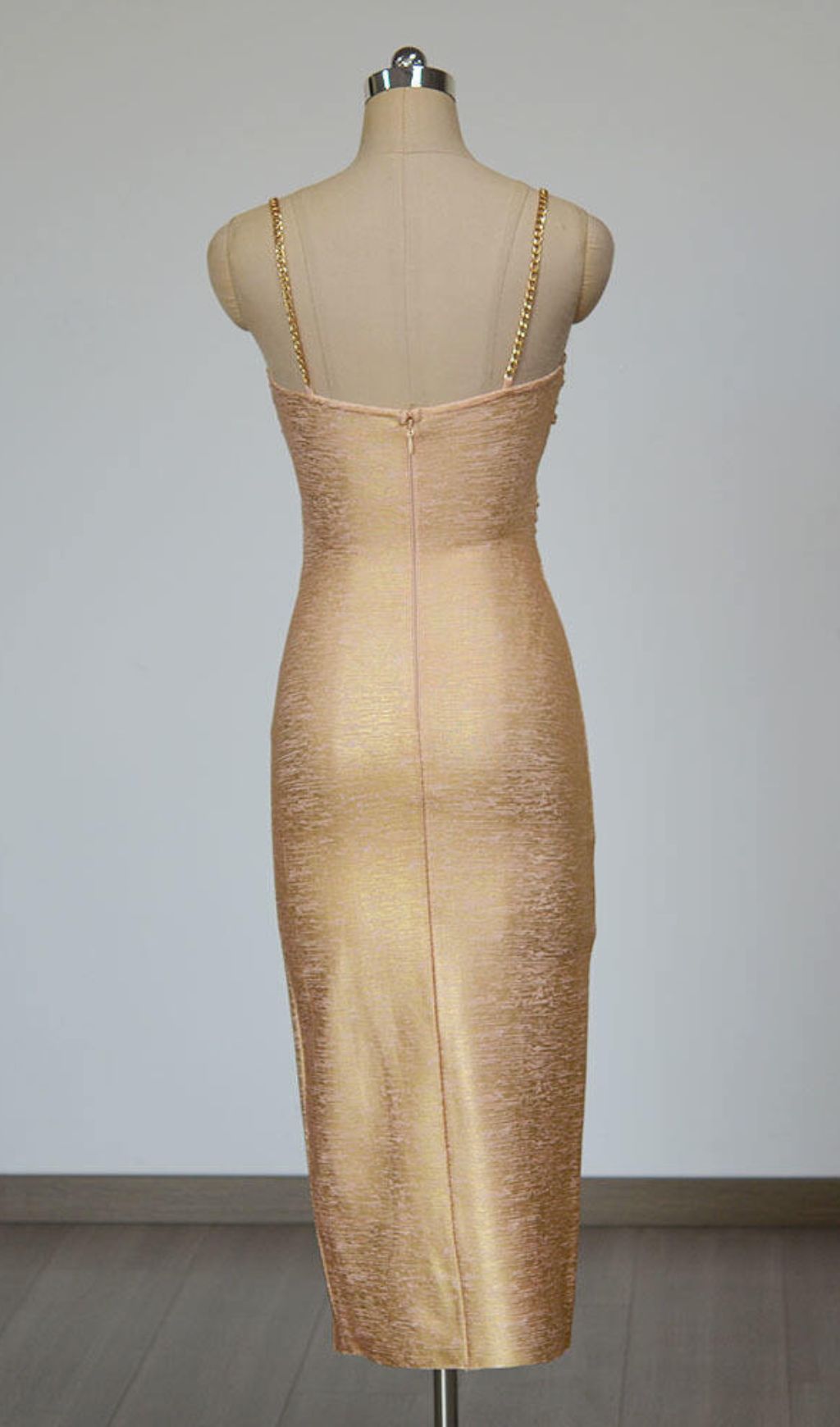 d8b22b9aad749e7d0ec5cc6c6fe5a966.jpg Fashionslee Women Ivie Gold Cutout Embellished Midi Dress