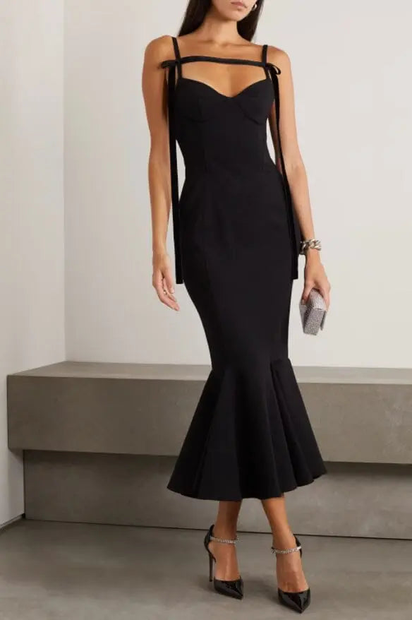 Fashionslee Women Strapy Slim Maxi Dress In Black