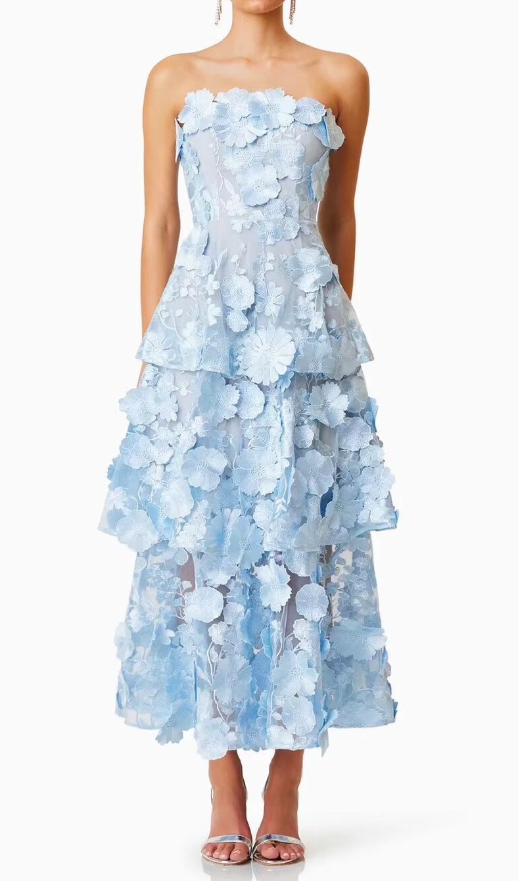 Fashionslee Women Chayan Strapless Flower Embroidery Midi Dress