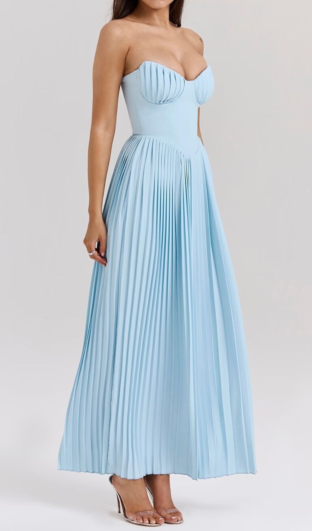 dcb8e99957601ecd6cfe189926bccea0.jpg Fashionslee Women Fallon Strapless Pleated Maxi Dress