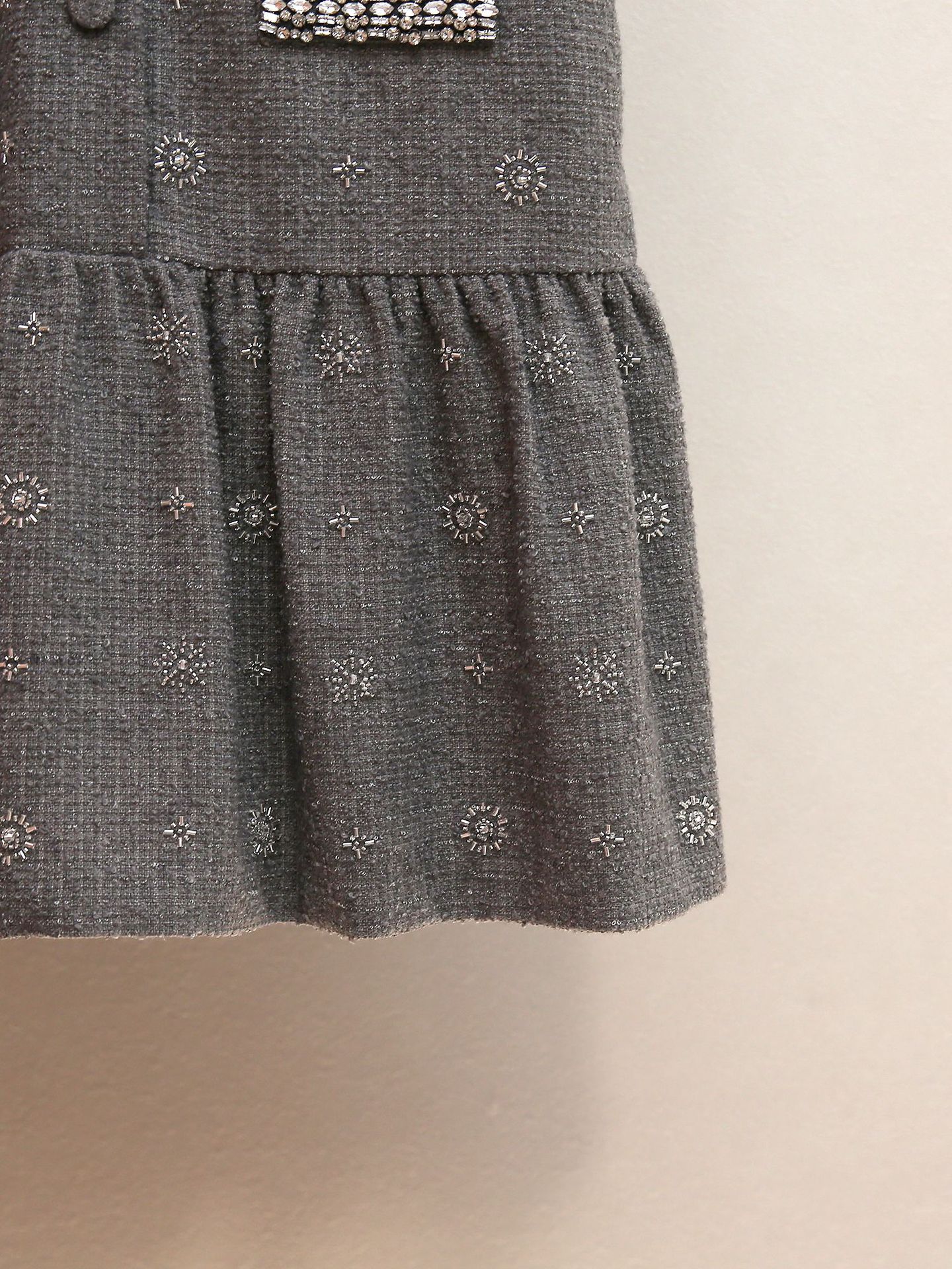 dda58c1eef97bfde9605f9186fdd9ebd.jpg Fashionslee Women Hasana Grey Sleeveless Diamante Mini Dress