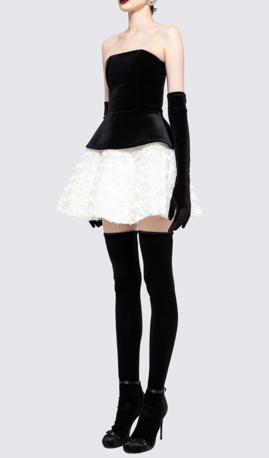 df54618118b7ac175548c354d5cdf99d.jpg Fashionslee Women Gefion Strapless Lace-Up Flower Skirt Set
