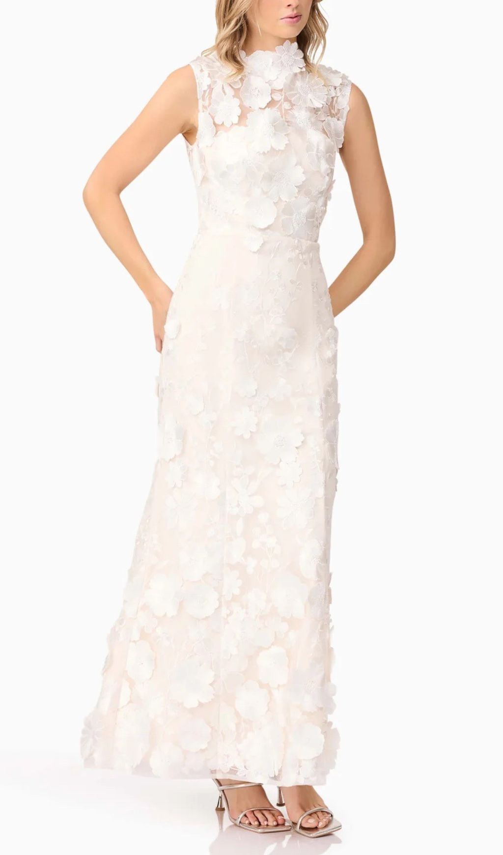 Fashionslee Women Enora White Flower Embroidery Maxi Dress