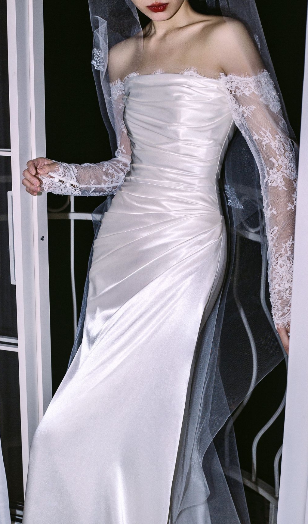 Fashionslee Women Colleen White Off Shoulder Lace Wedding Dress