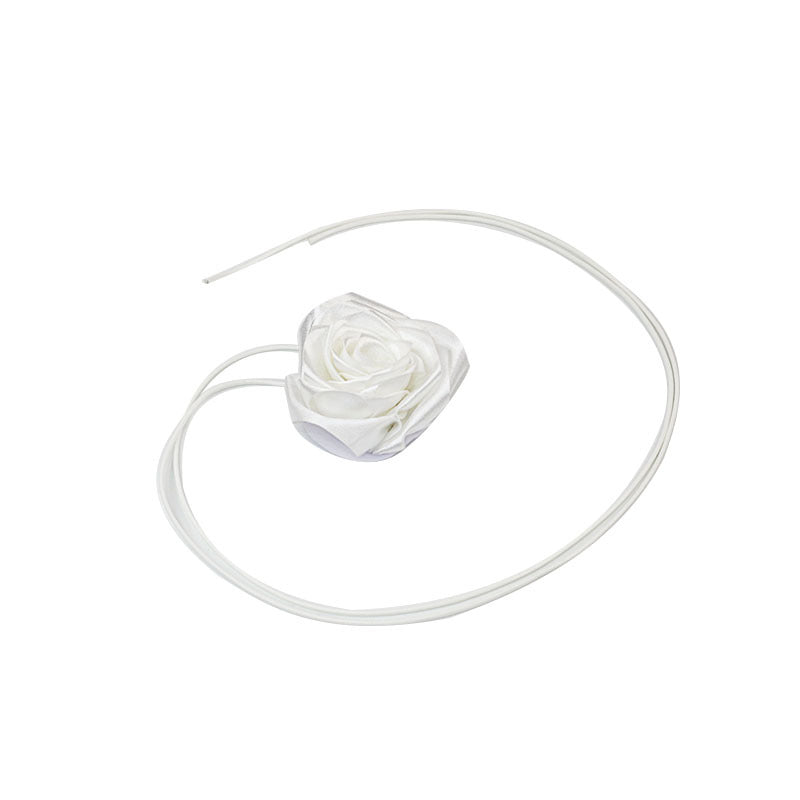 e2c41cfc1a0198d046a85013649b7d2f.jpeg Fashionslee Women Ayano Flower Choker