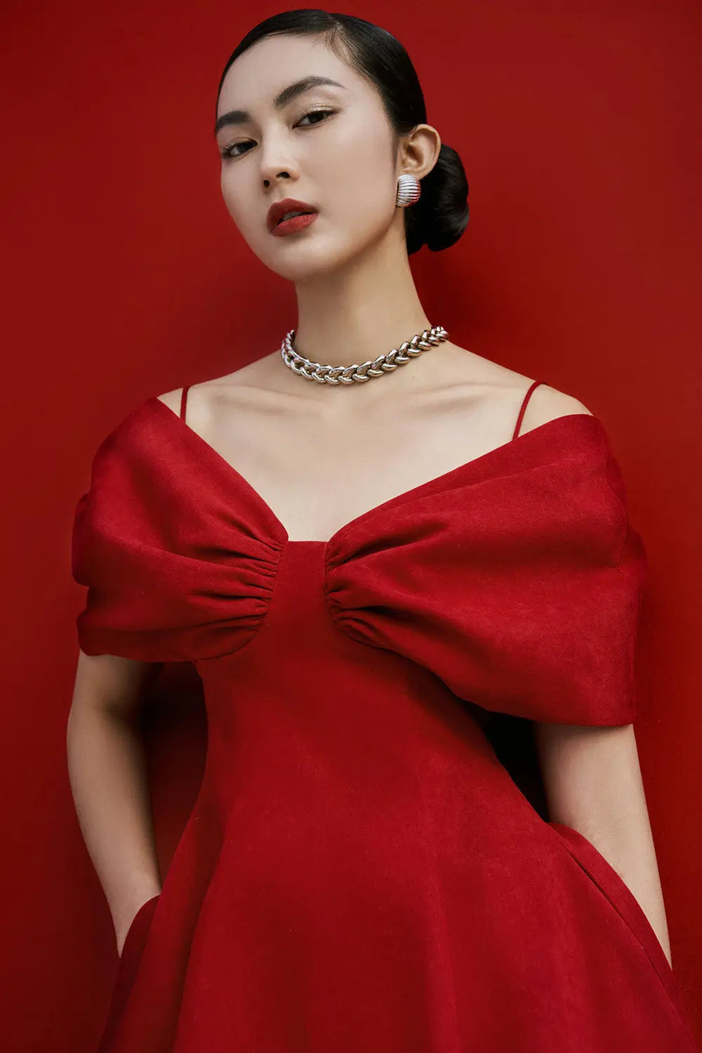 e4cad51df1bfc7d7d0bc2e5c77c55f8f.jpeg Fashionslee Women Red Off Shoulder Pleated A Line Dress