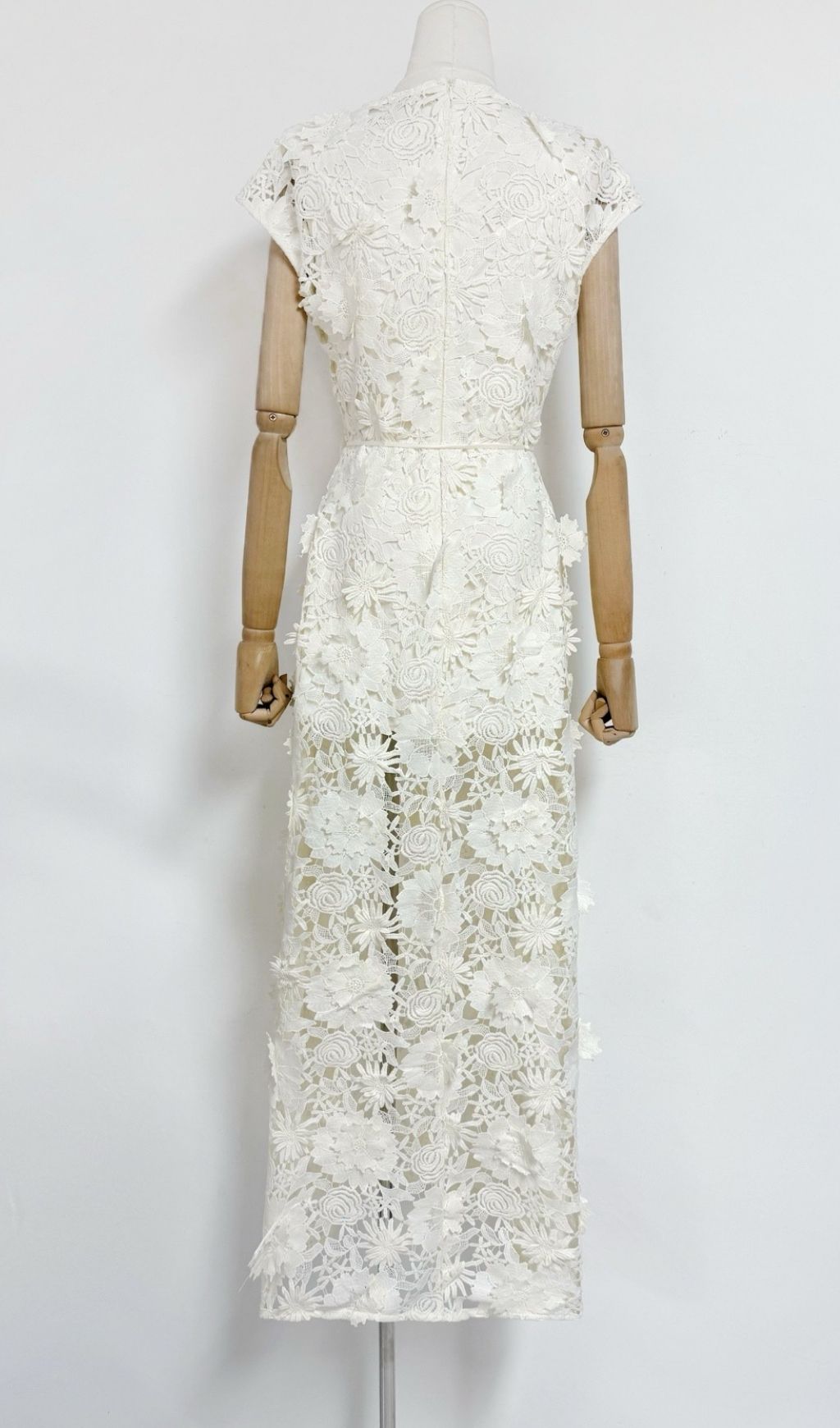 TRENDING 3D FLOWER LACE MAXI DRESS - OWNCI TRENDING 3D FLOWER LACE MAXI DRESS - OWNCI