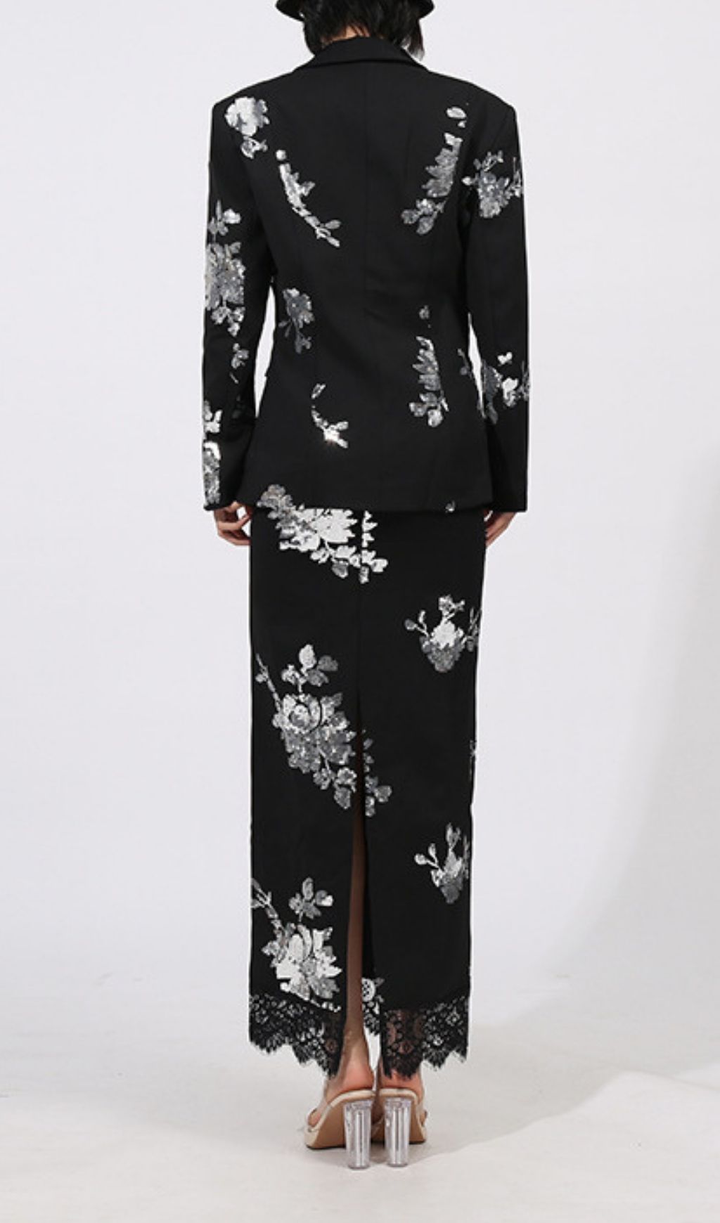 e68784735a7f06bd3fe07508536b871b.jpg Fashionslee Women Gonca Sequin Flower Embellished Two-Piece Set