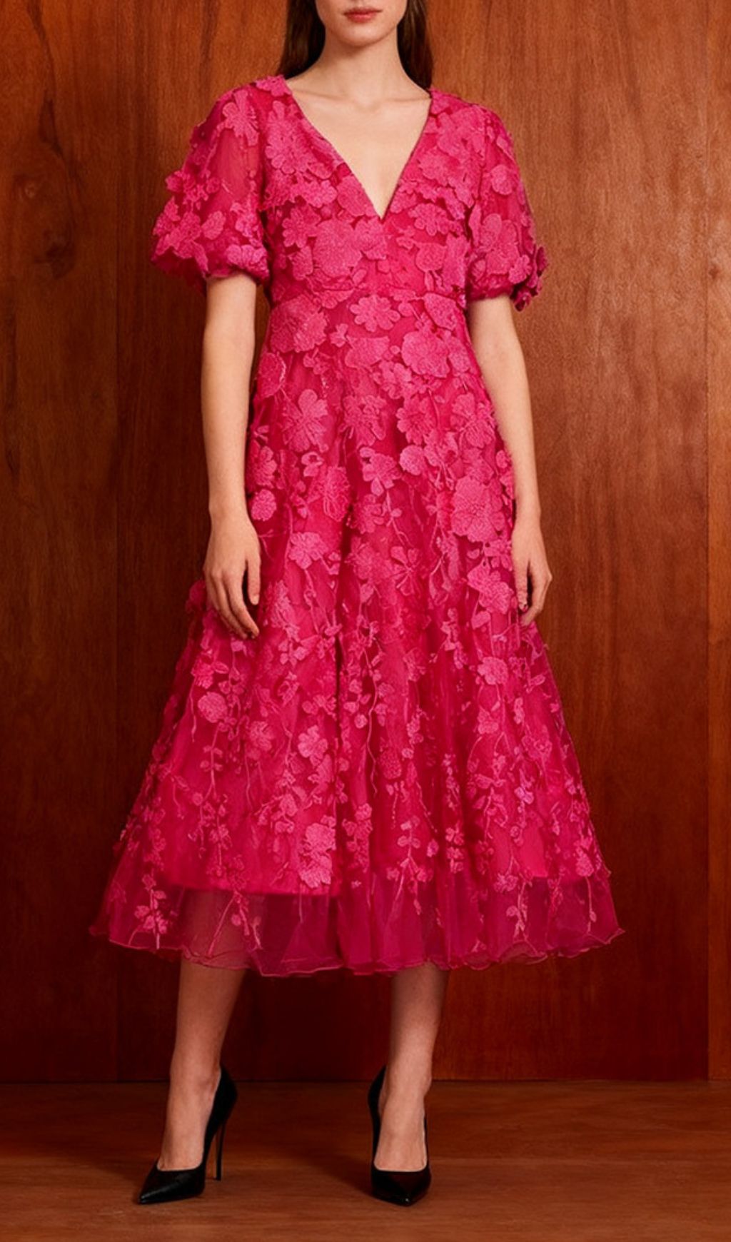 Fashionslee Women Ilka Pink Flower Embroidery Midi Dress