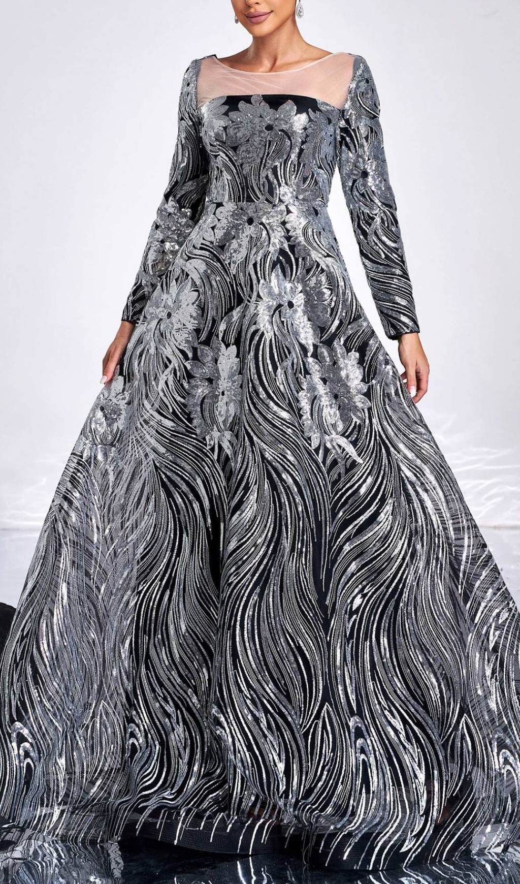 e733659646ee5529bc8f6e2fbaeea82e.jpg Fashionslee Women Charae Silver Sequin Long Sleeve Maxi Dress