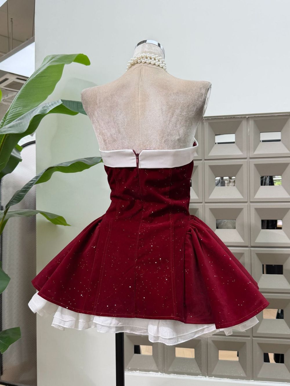 IOLA VIRAL STRAPLESS BOW MINI DRESS - OWNCI IOLA VIRAL STRAPLESS BOW MINI DRESS - OWNCI