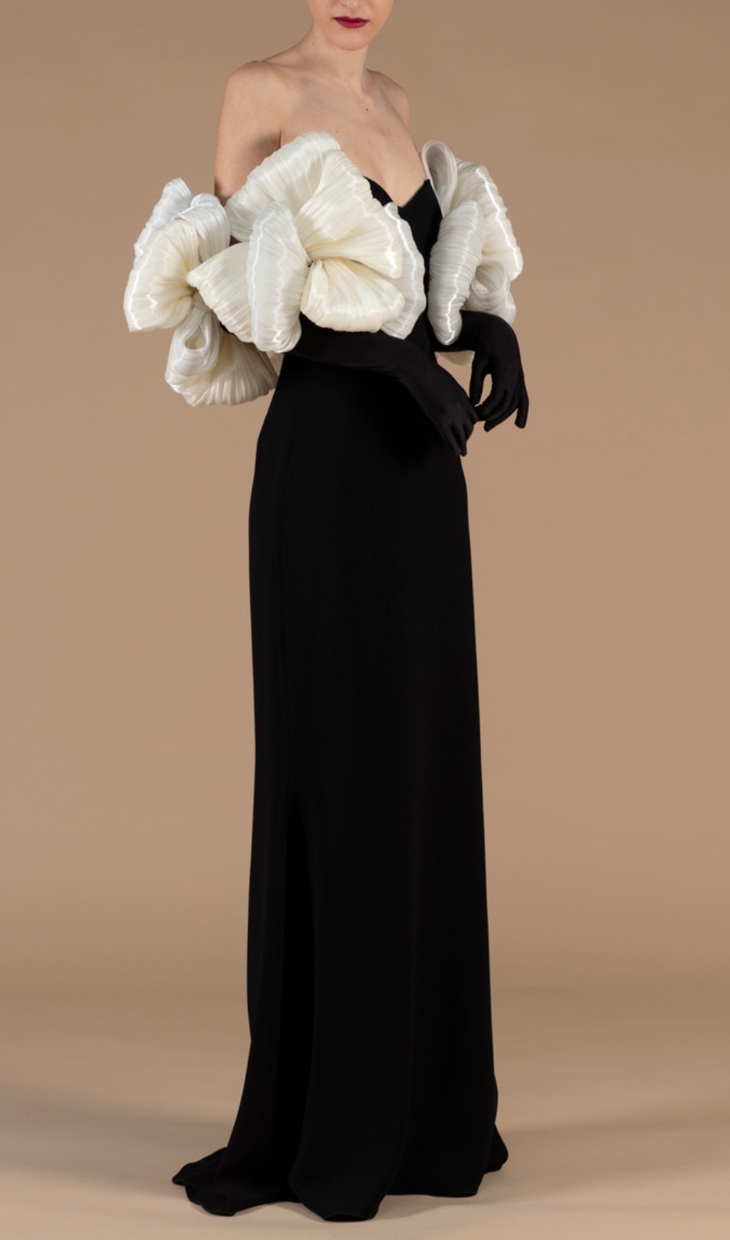 Fashionslee Women Cezary Black Off-Shoulder Maxi Bandage Dress