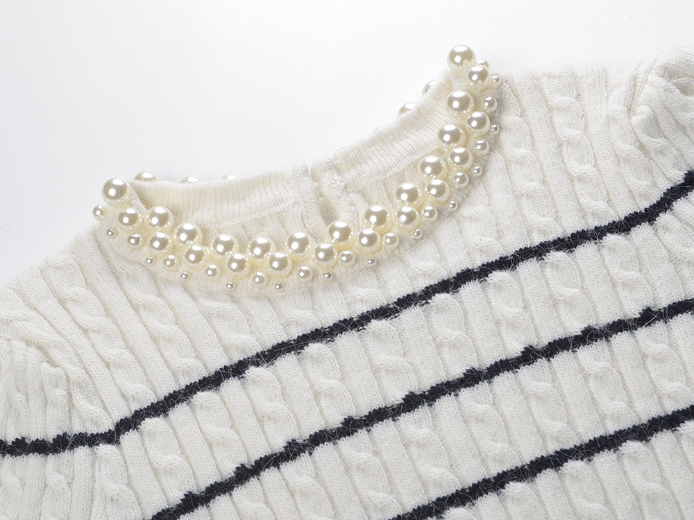 ec6d292e2ccebb7058d6ad2a7fc1bff5.jpg Fashionslee Women Faux Pearl Collar Striped Sweater