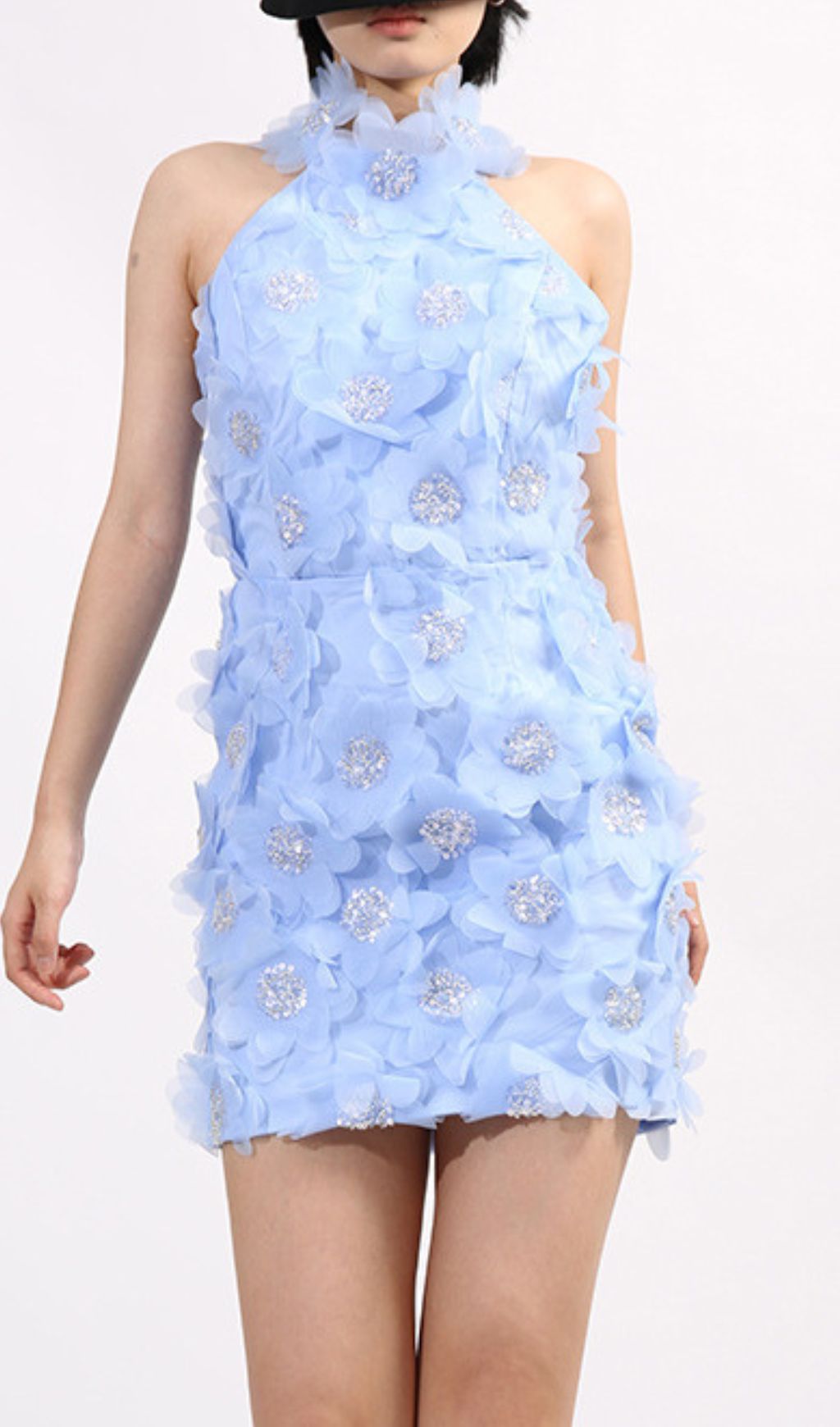 efdce5473c0a431293a89fe8d1a66c00.jpg Fashionslee Women Georgiy Halter Flower Sequin Mini Dress