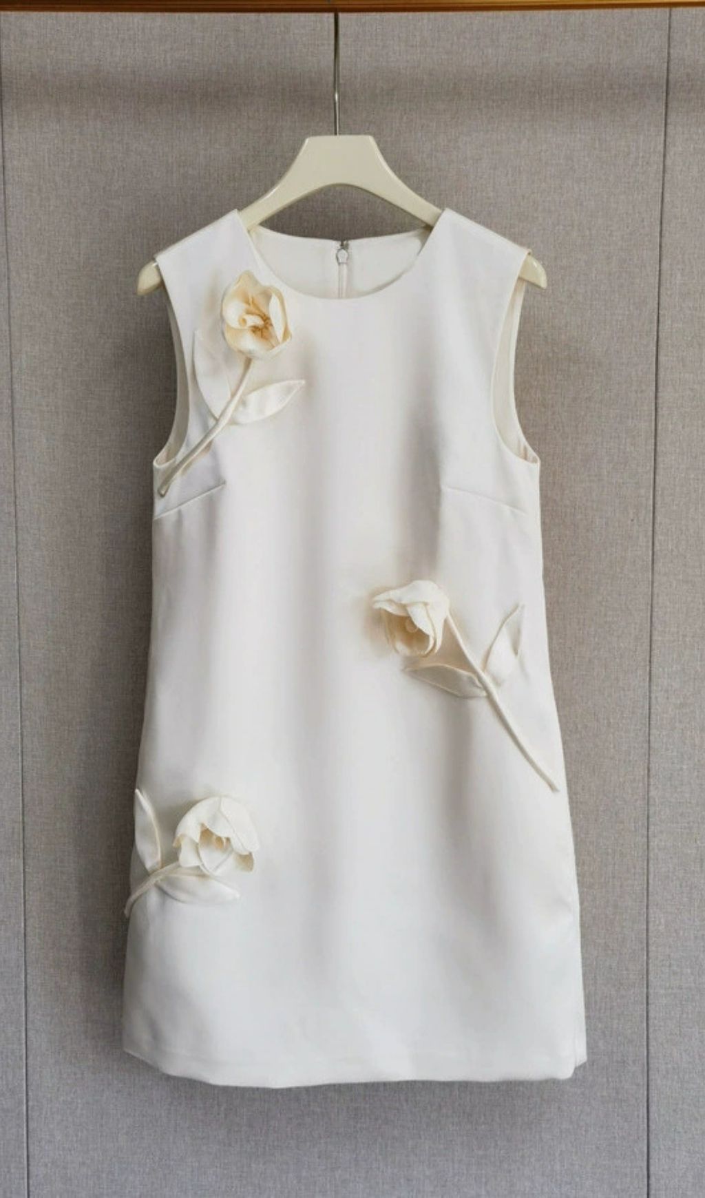 CREAM 3D FLOWER SATIN MINI DRESS - OWNCI