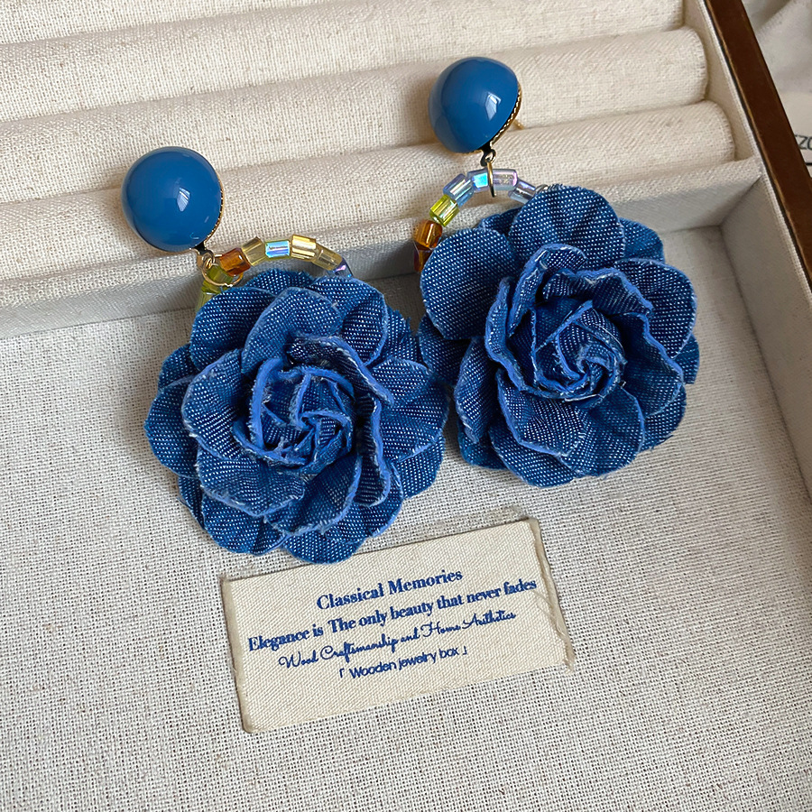f10f1a0ff31ba9b1fcc5cede5c939723.jpg Fashionslee Women Fabienne Blue Flower Earrings