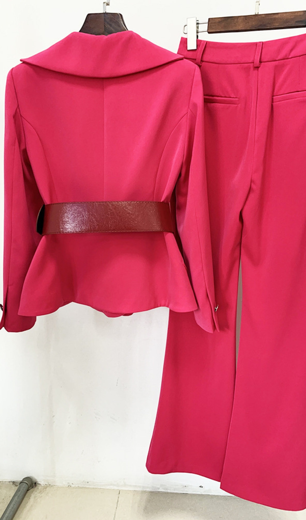 f2858462c3debdbba443138df11dae7b.jpg Fashionslee Women Callison Pink Blazer Trousers Set