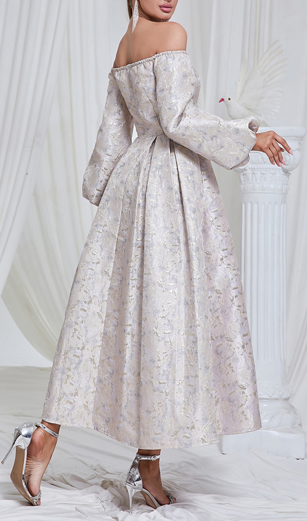 Fashionslee Women Bell Puff Sleeve Jacquard Maxi Dress