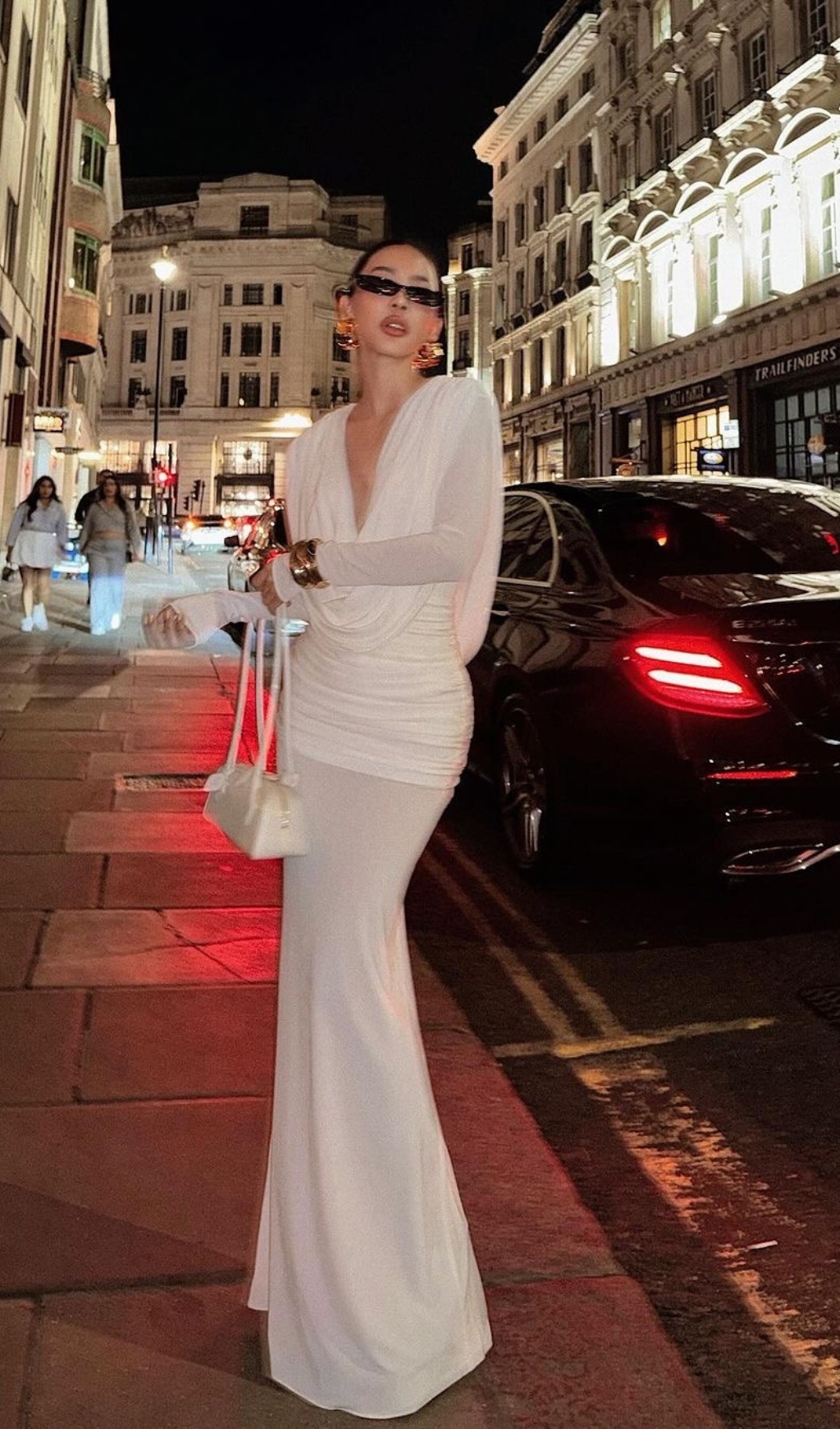 f660f9710c47856f01fdc808554786a5.jpg Fashionslee Women White Long Sleeve Draped Backless Maxi Dress