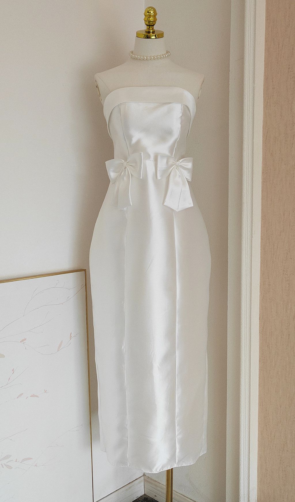 Fashionslee Women Fayruz White Strapless Bow Maxi Dress