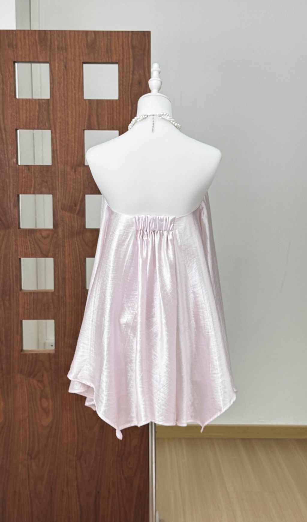TRENDING OPEN BACK PEARL MINI DRESS - OWNCI TRENDING OPEN BACK PEARL MINI DRESS - OWNCI