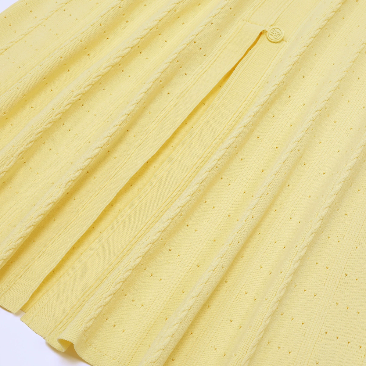 f882a2d94437cdb5adfa183c0a961e86.webp Fashionslee Women Kilenya Yellow Knit Short Sleeve Midi Dress